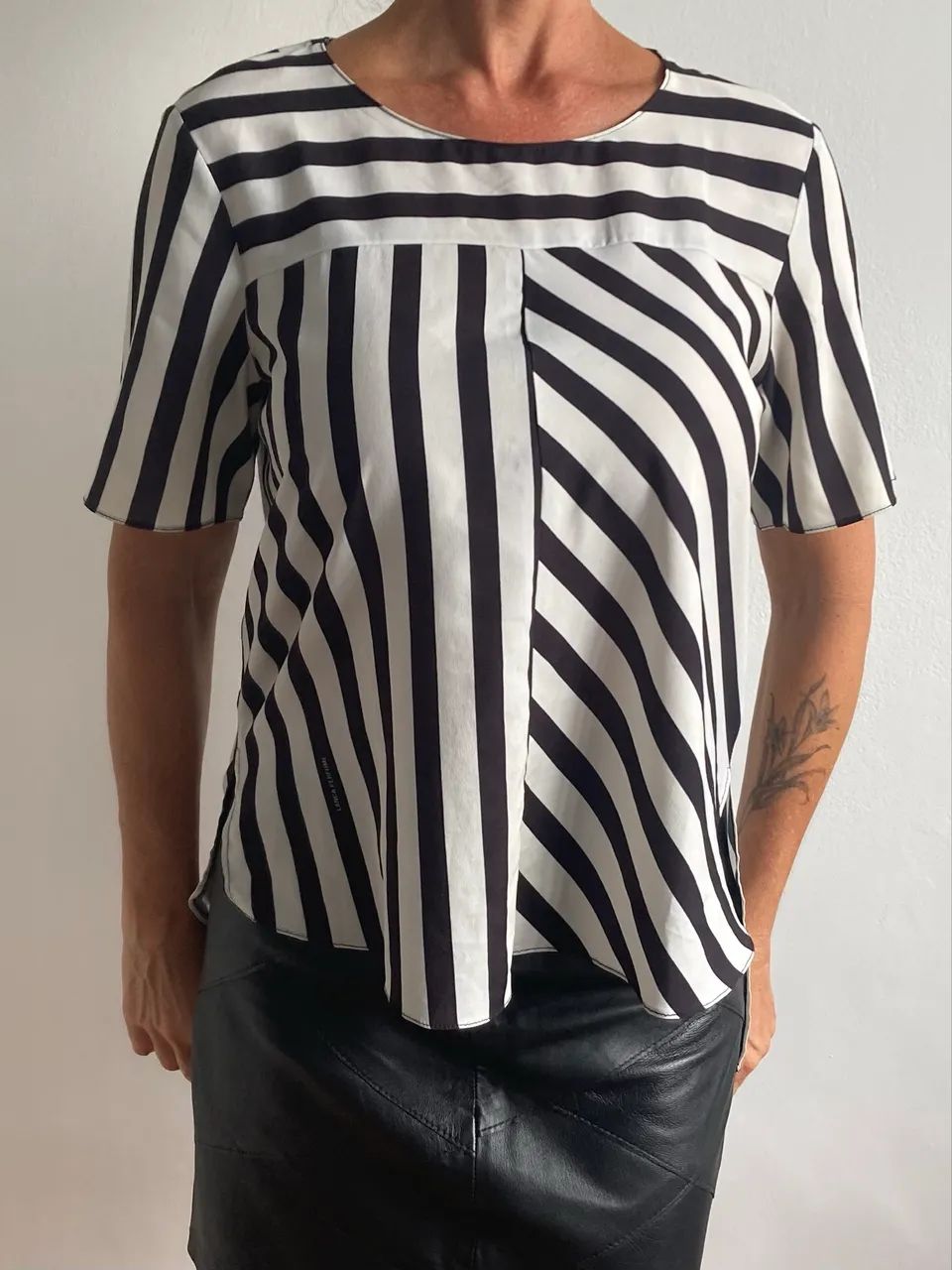 Blusa listrada Lança Perfume M / 38 usada, ótimo estado - Foto 2