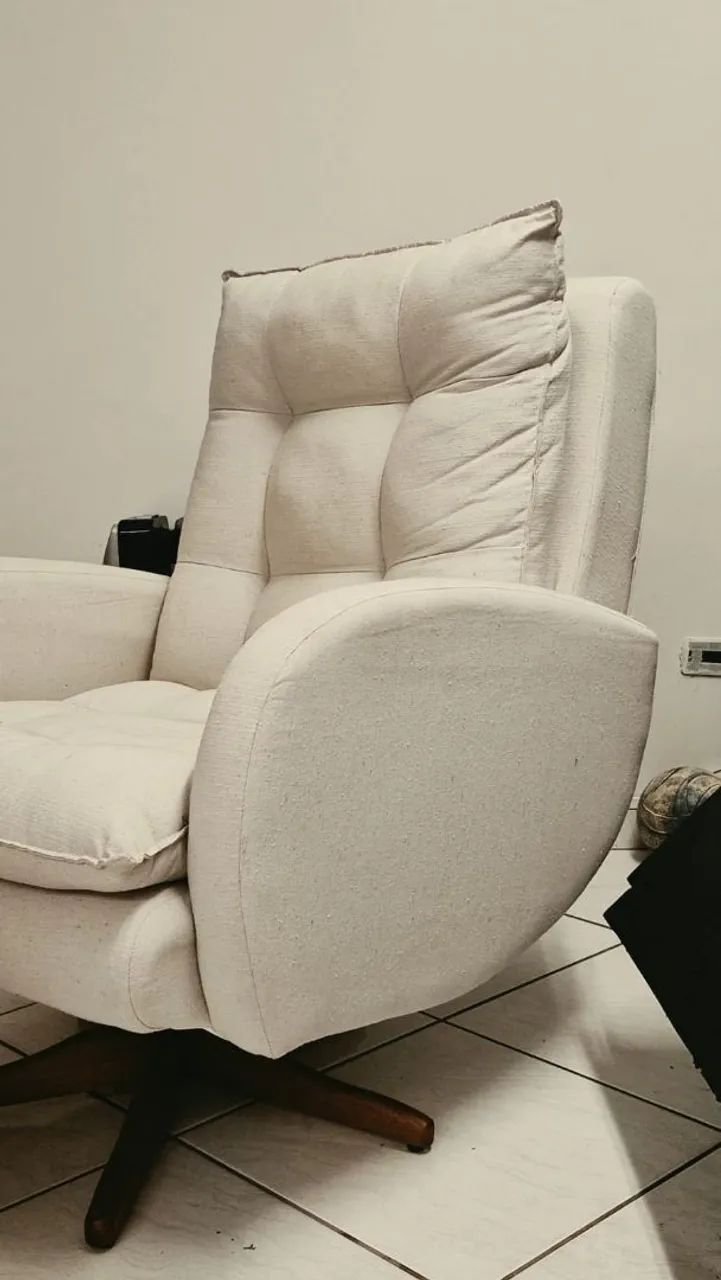 Poltrona de reclinável e giratória  - Foto 4