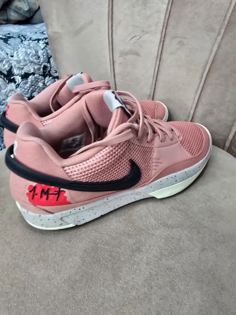Nike Ja 1 "Bite" (Red Stardust), 43