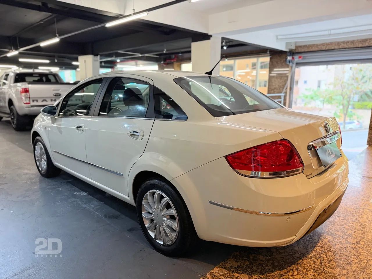 Fiat Linea 2016 - Foto 4