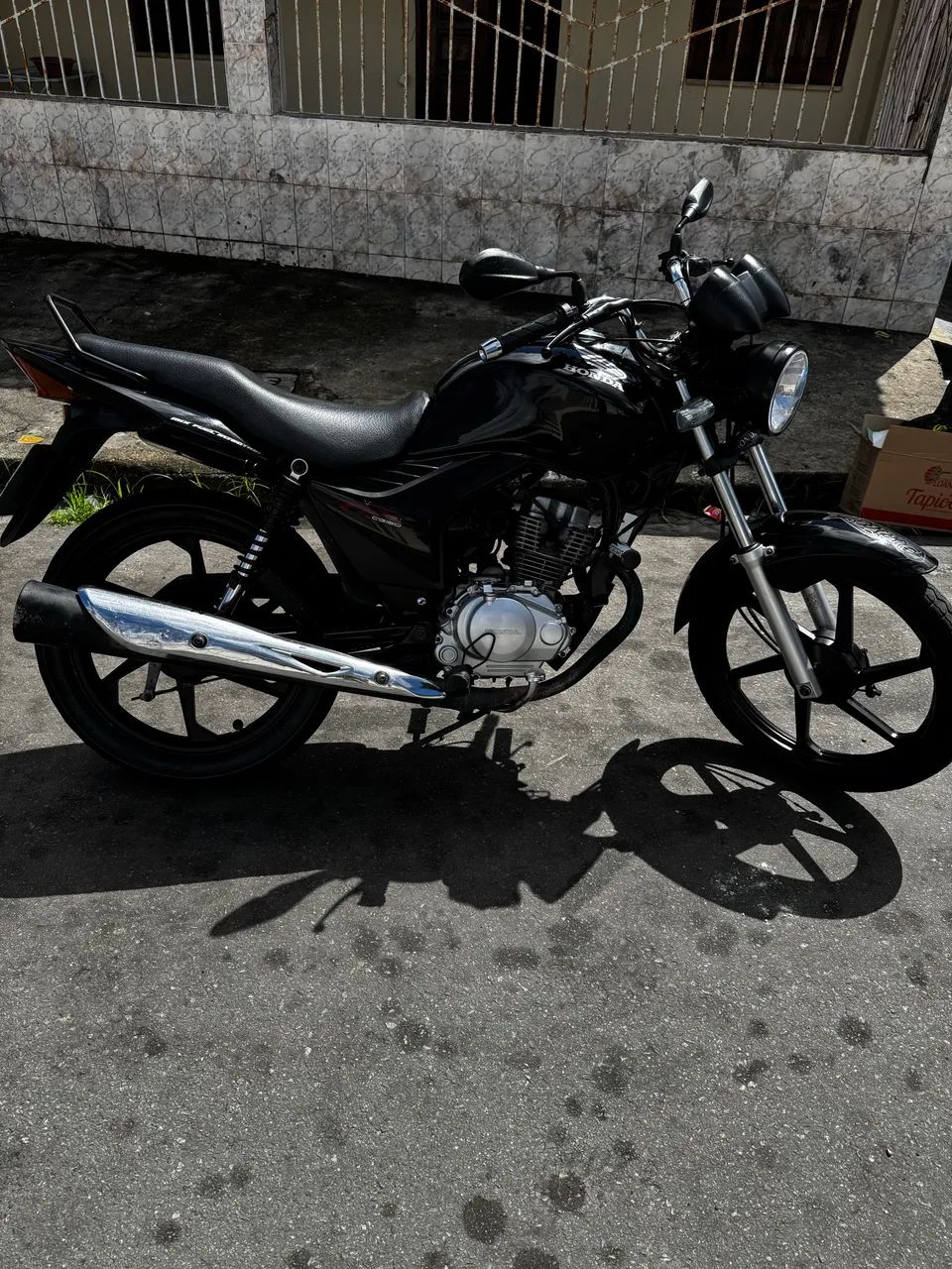 Fan 150 bem conservada