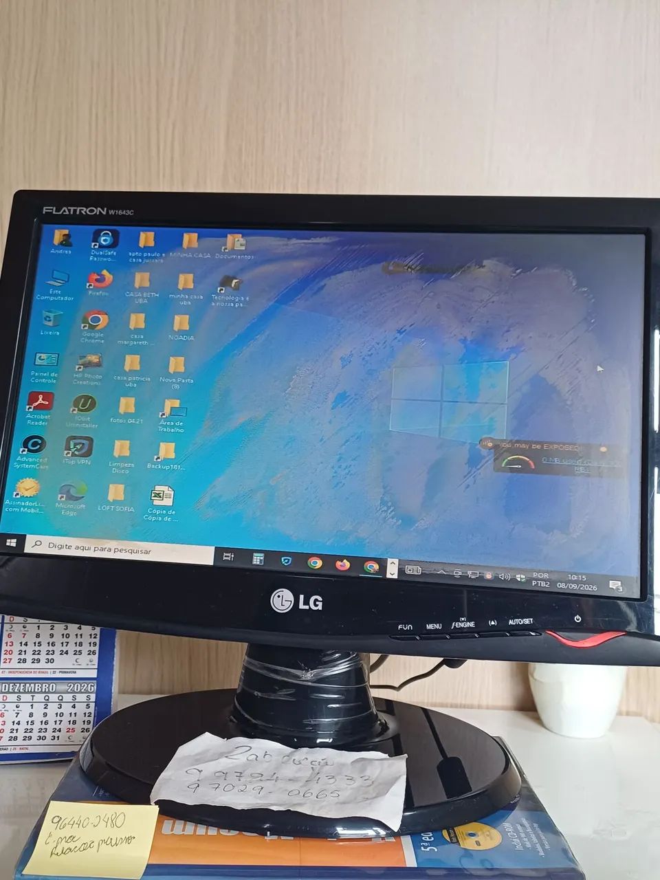 Monitor LG tela manchado  19 polegadas