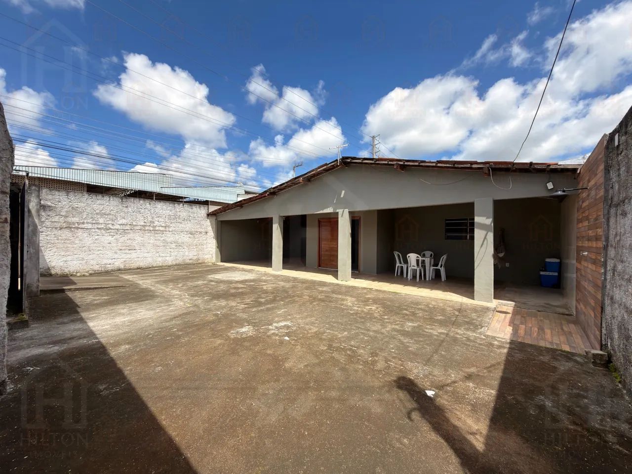 CASA NO INOCOOP, COM TERRENO MAIOR E POSSIBILIDADE DE COMERCIAL  - Foto 2