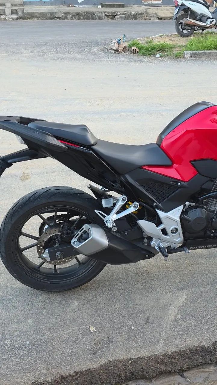 Vendo CB 300f 2023 ABS  - Foto 2