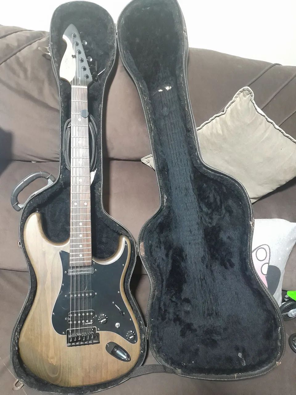 Guitarra + Case