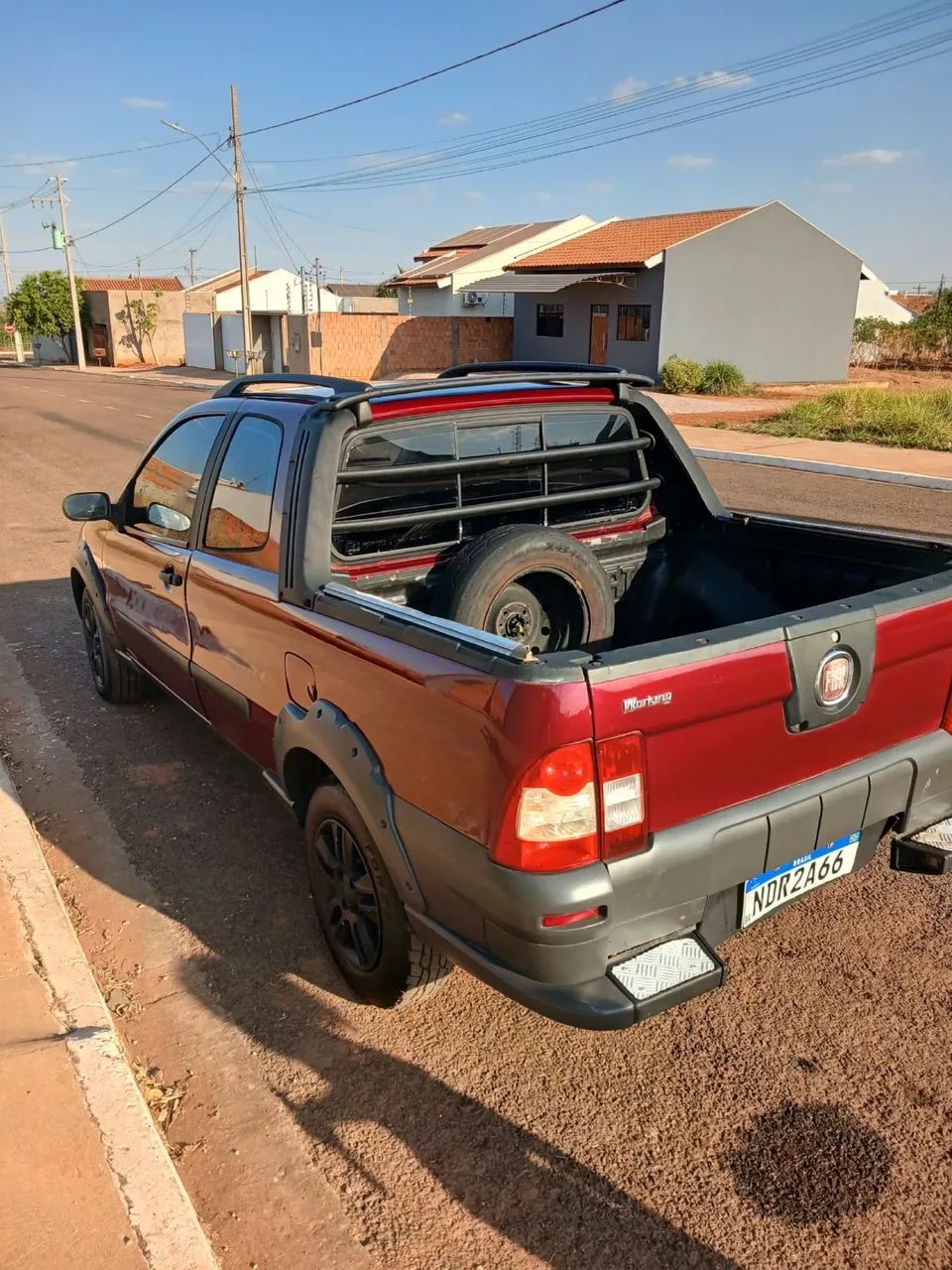 Fiat Strada Working 1.4 MPI Fire Flex 8V CD 2011 - Foto 3