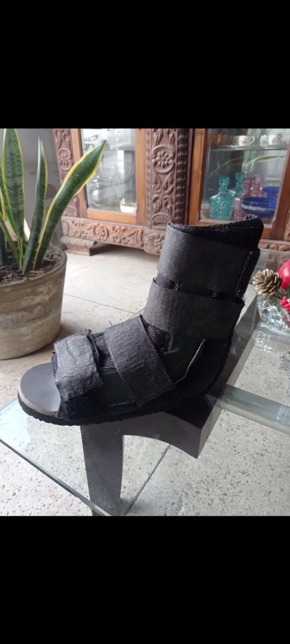 Bota ortopédica cano curto 