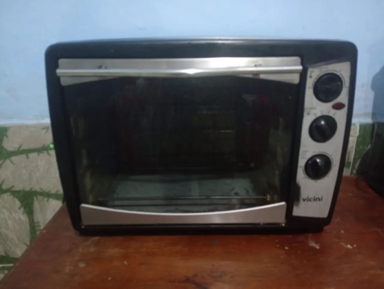 Forno elétrico com defeito.