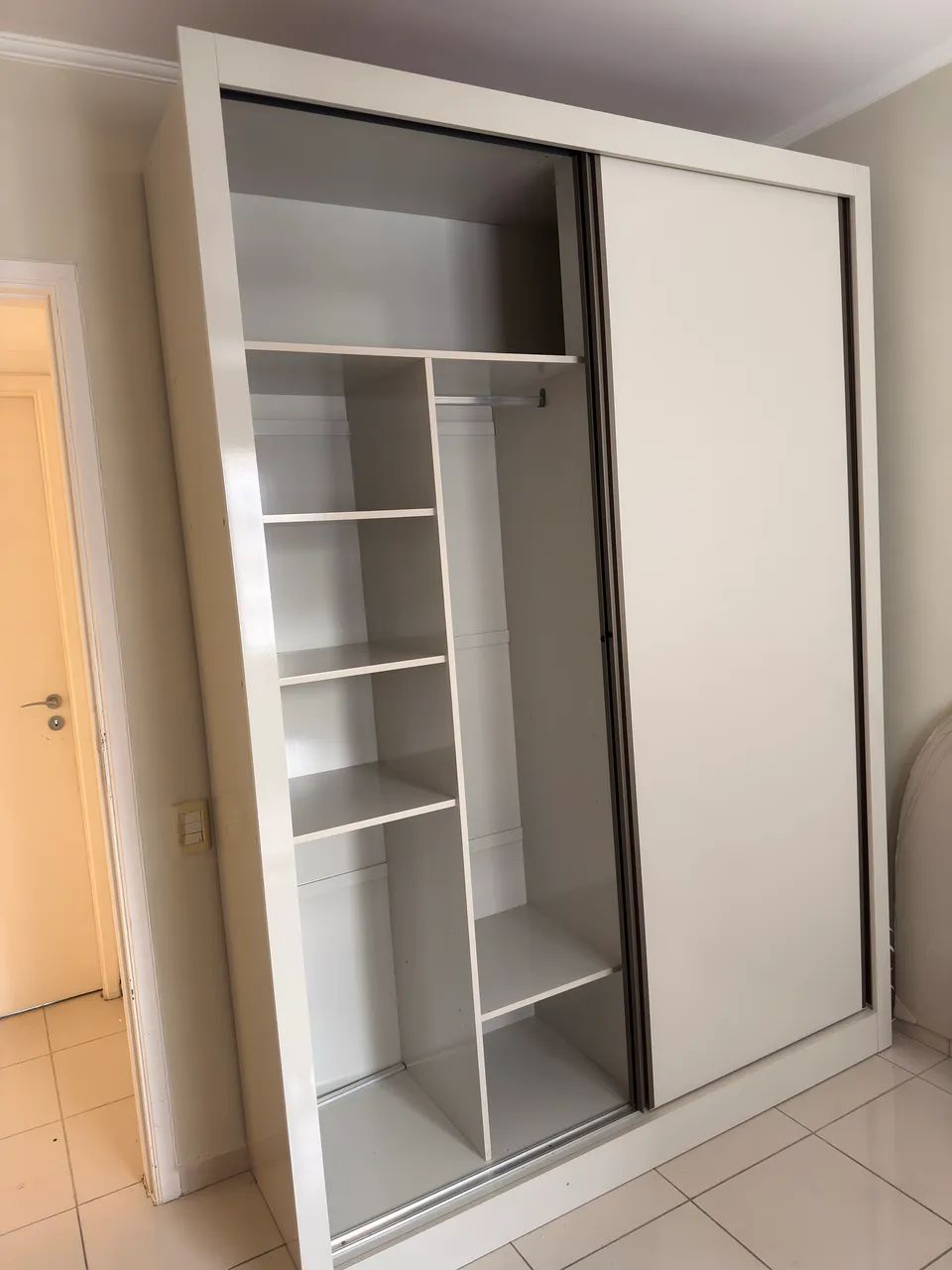 Guarda roupa infantil 