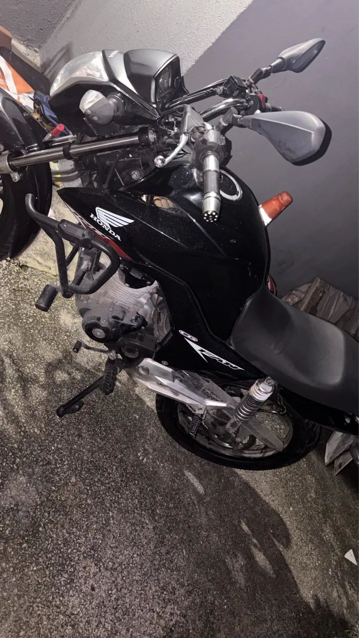 Aluga-se moto Honda CG 160 