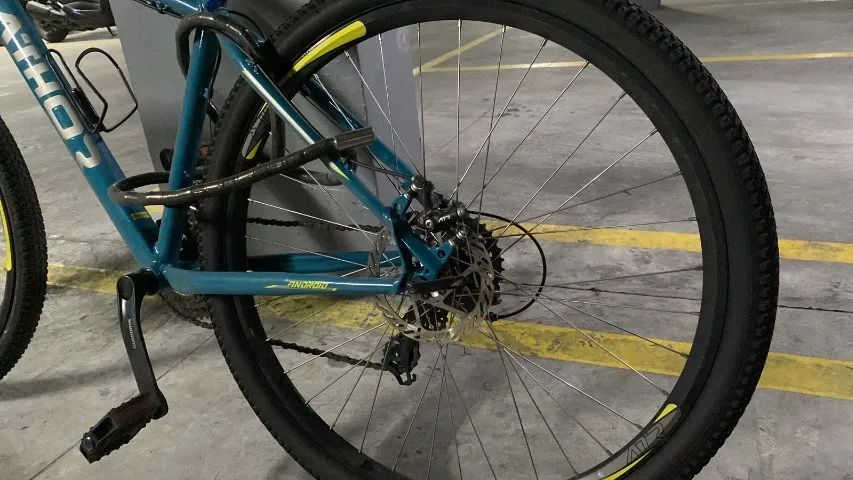 Bicicleta Aro 21 Impecável! - Foto 2