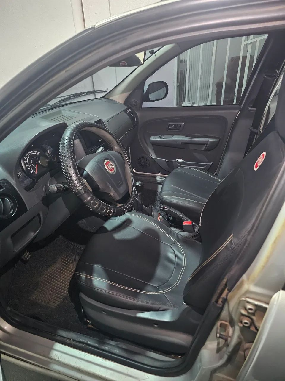 Fiat Palio RUA 1.0 Fire Flex 8V 5P 2015 - Foto 4