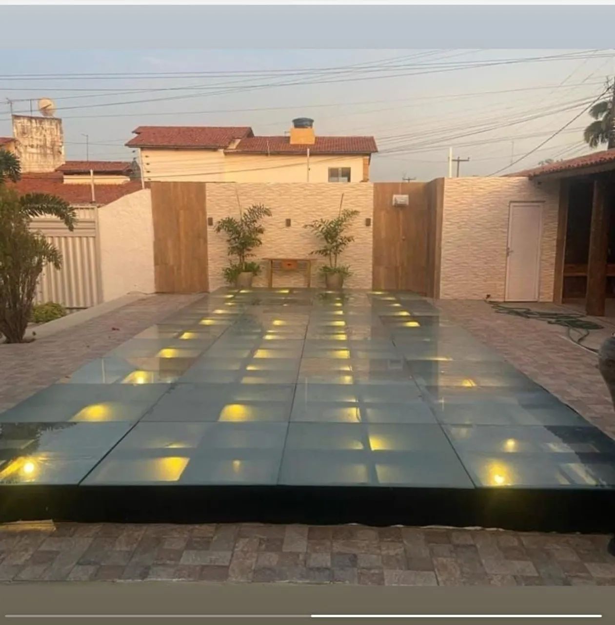 Locação tablado de vidro, cobertura em piscina