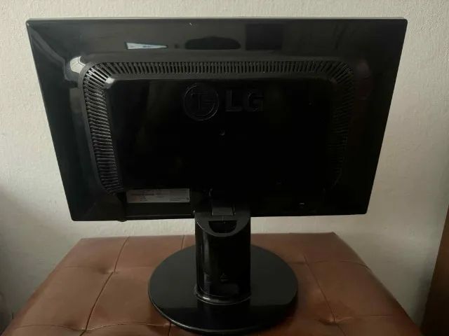 Monitor LG Flatron 17 polegadas - Foto 2
