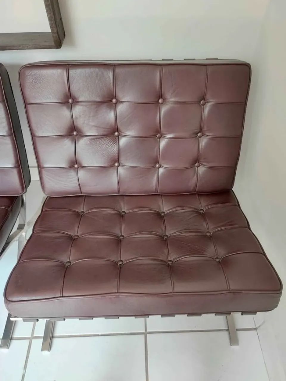 Poltronas Barcelona - Couro Legítimo