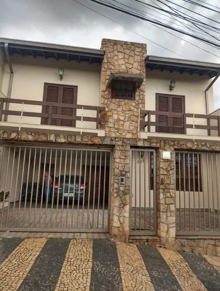 Casa à venda com 3 quartos no Taquaral em Campinas/SP