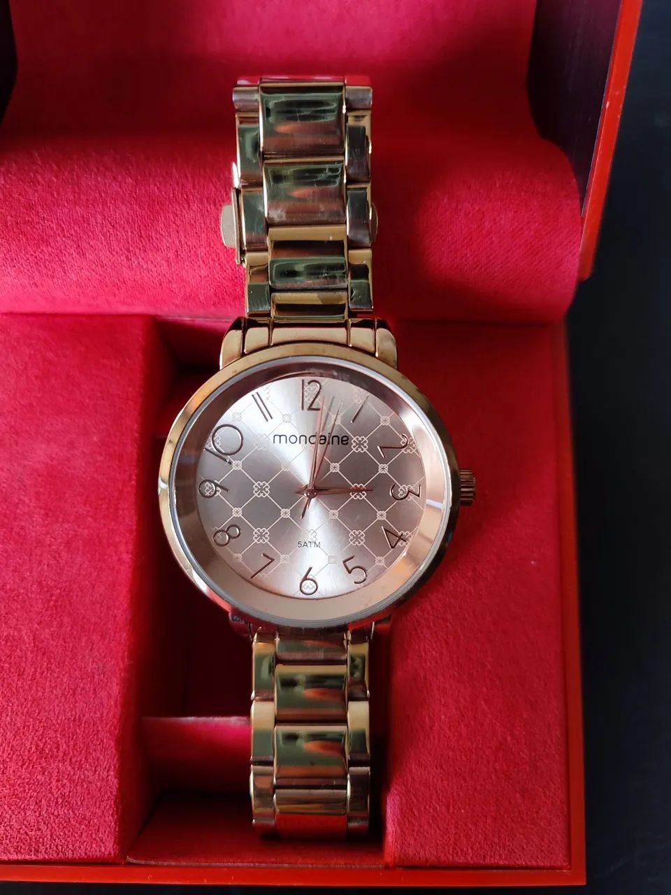 Relógio feminino Mondaine dourado  - Foto 3