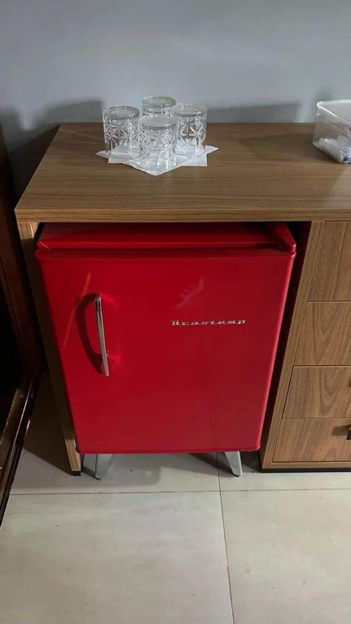 Frigobar Brastemp Retrô 76L