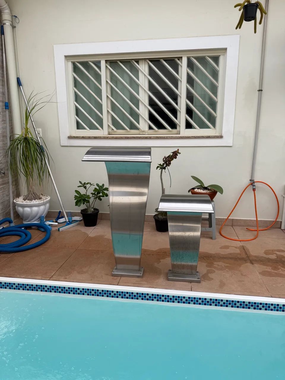 1.10 cm Height Pool Waterfall