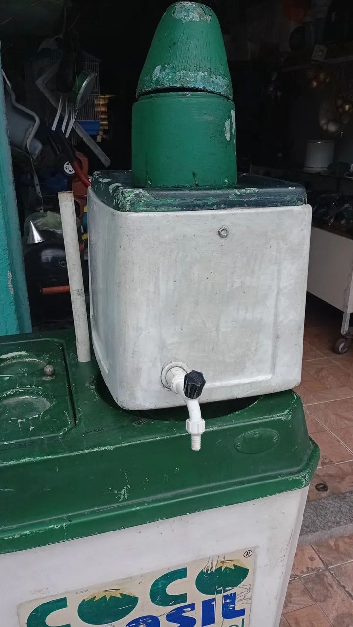 Carro de água de coco 