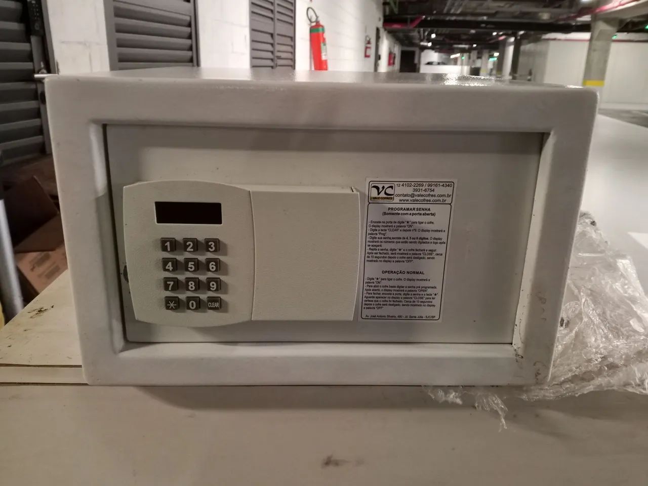 Vendo cofre eletrônico 