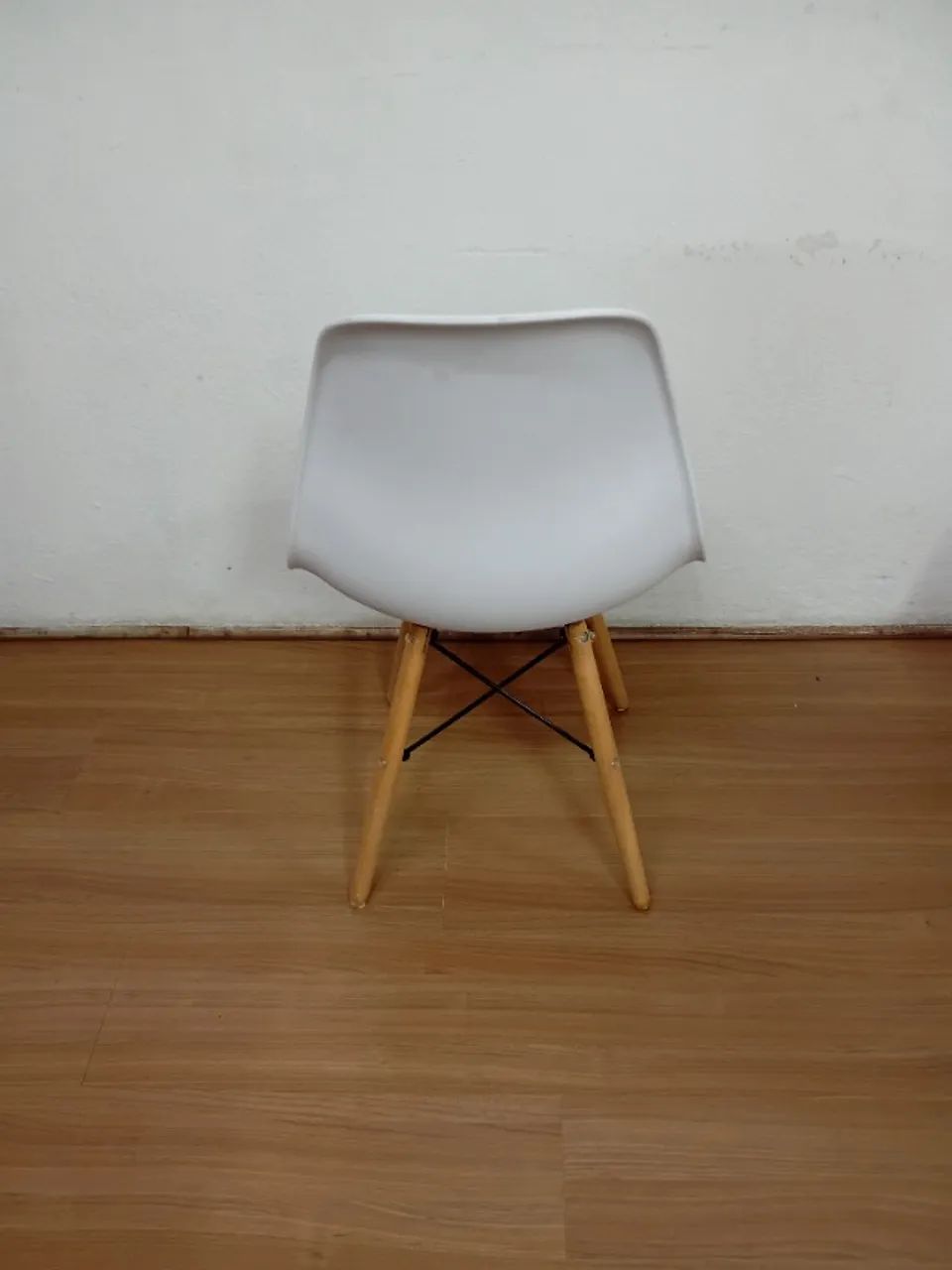 Cadeira Design Charles Eames em ABS Branca  - Foto 5