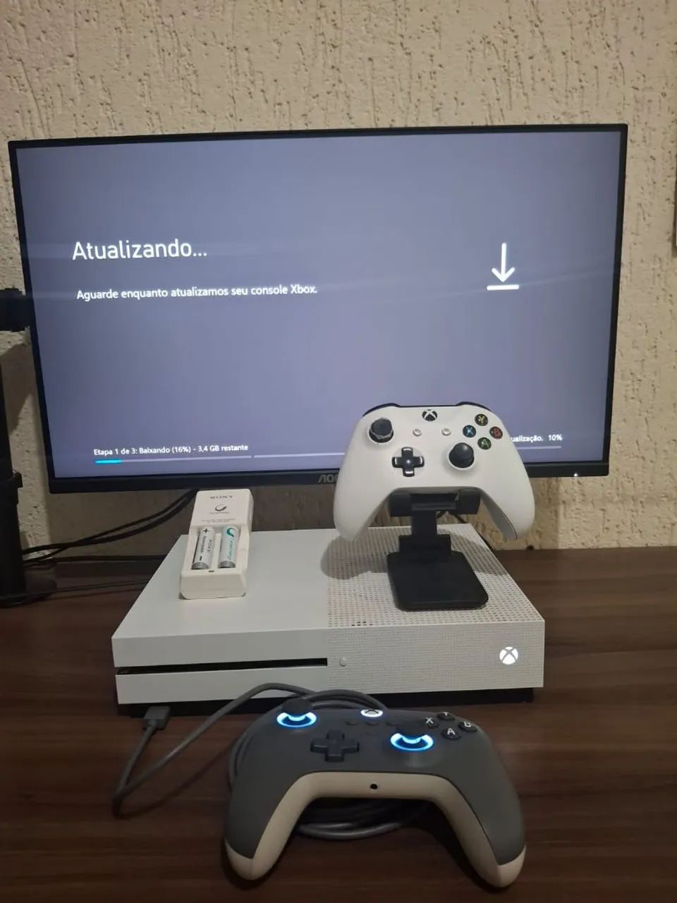 Xbox One S 1TB + Controle 8BitDo - Foto 3