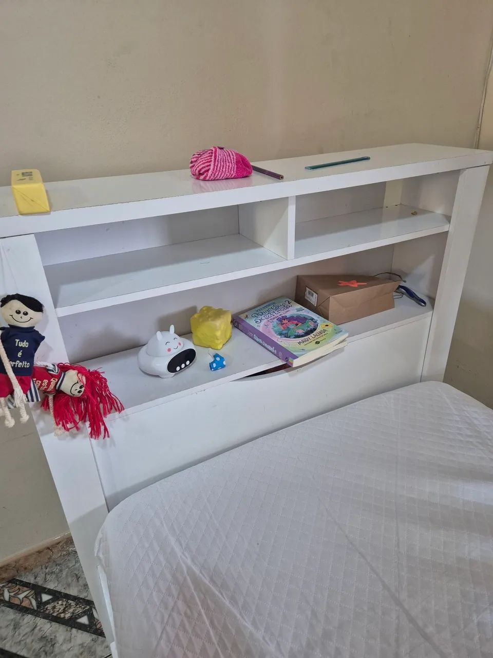 Cama solteiro com colchão, baú e gavetas - Foto 3