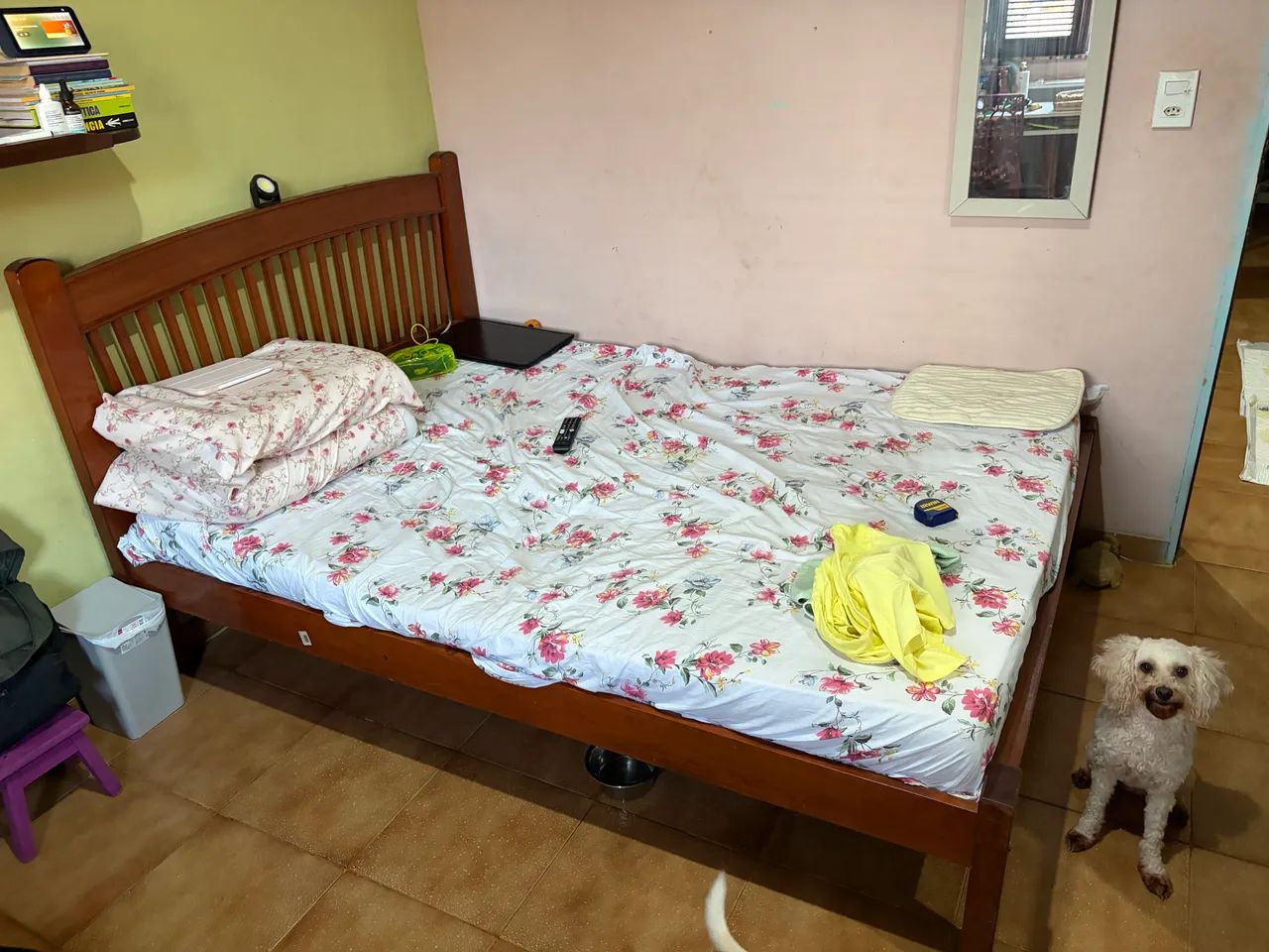 CAMA DE MADEIRA - EXCELENTE  - Foto 4