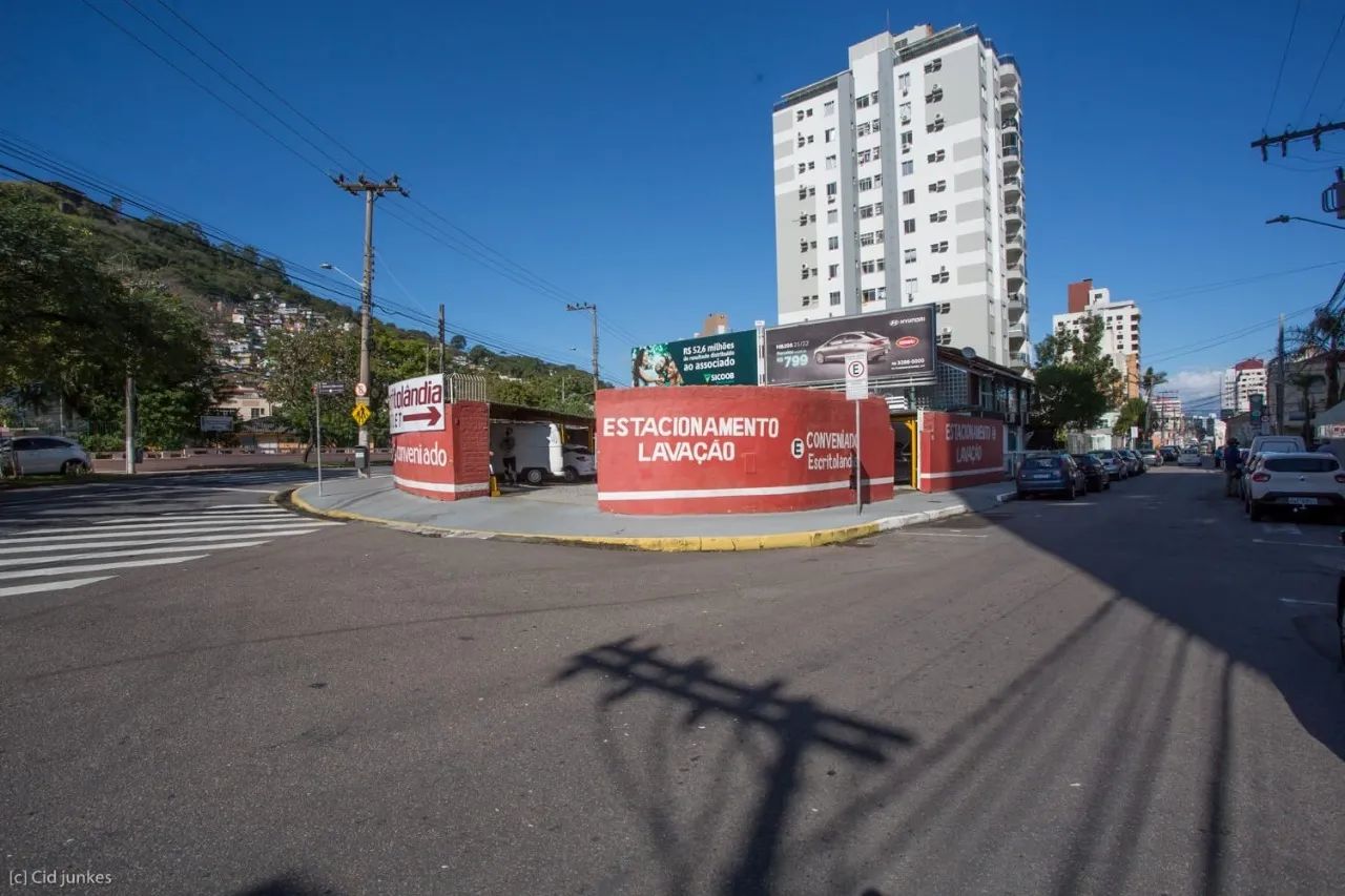 Terreno com 376,90 no Centro de Florianópolis - Foto 4