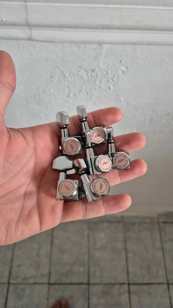 Tarraxa com trava ARM