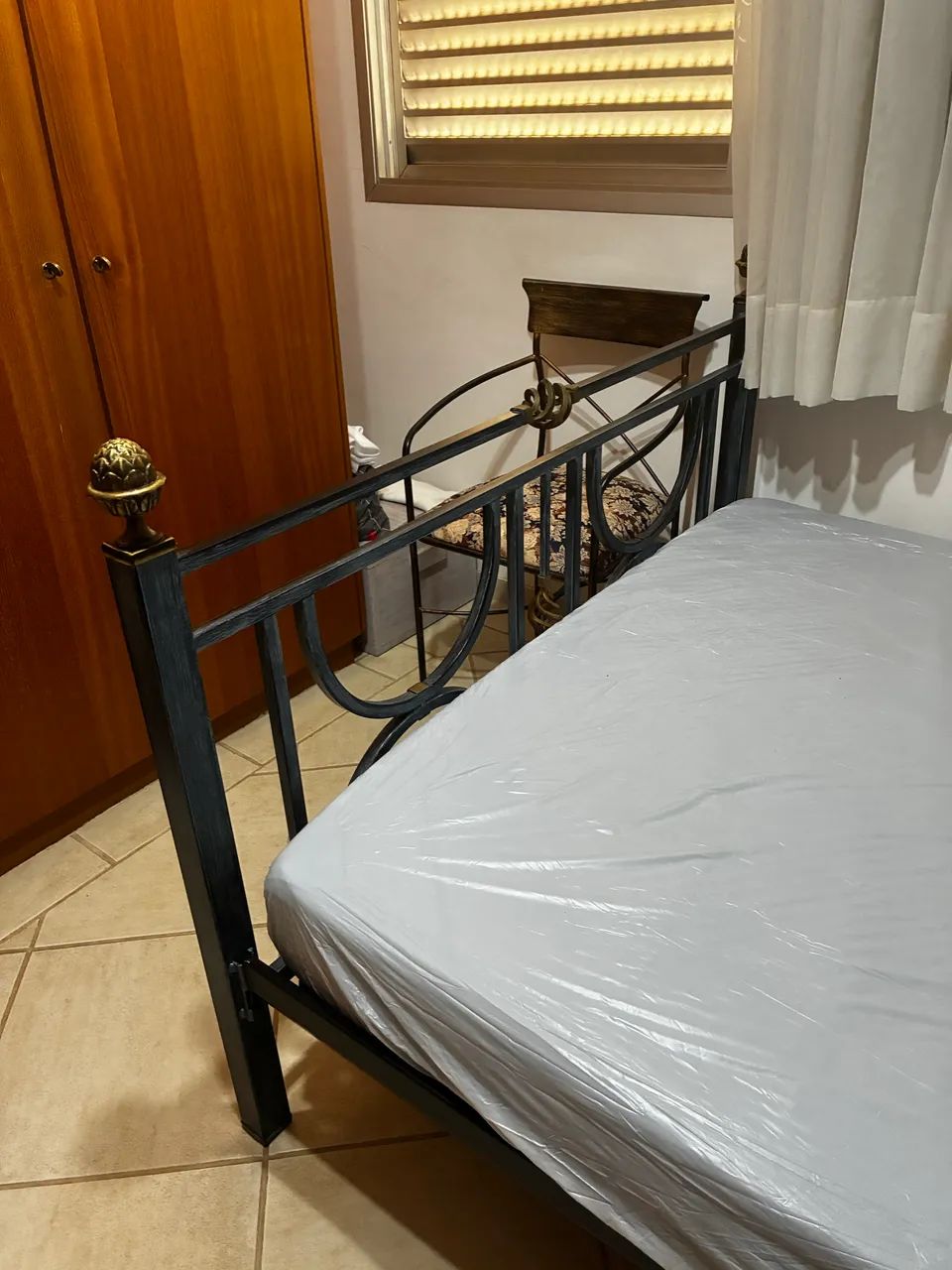 Cama de casal padrão em ferro  - Foto 3