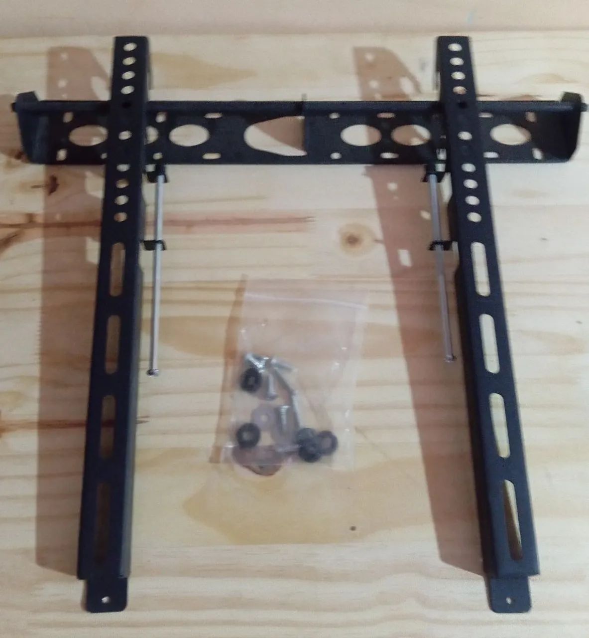 SUPORTE PARA TV MODELO PAINEL E PAREDE DE 32 A 75 POLEGADAS 