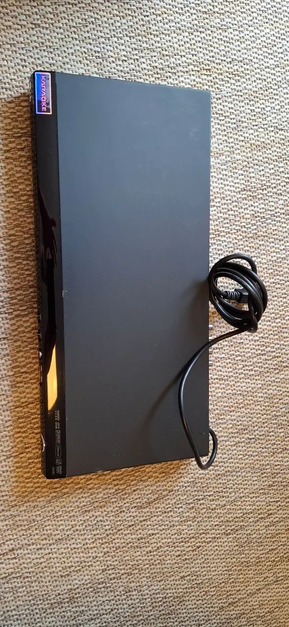DVD Player LG com função Karaokê.