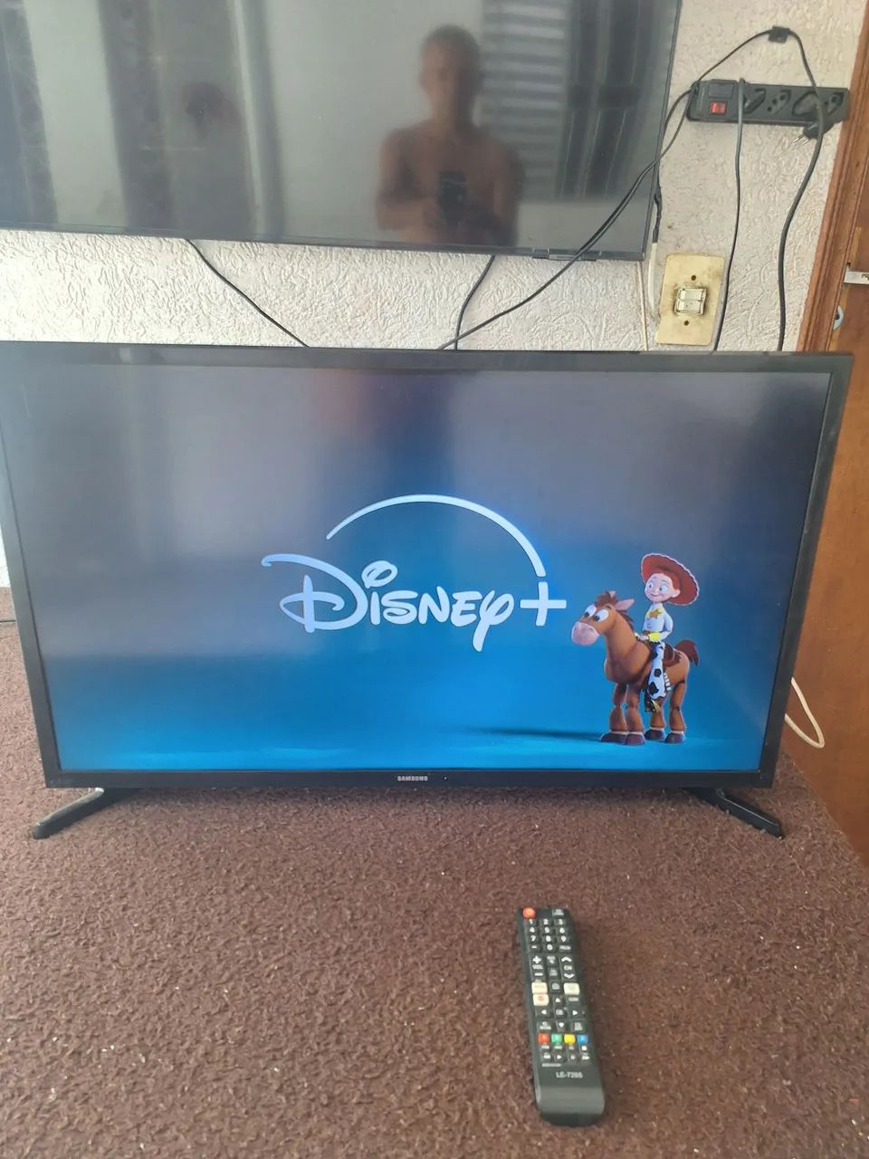 TV SMART SANSUNG TYZEM 43 POLEGADAS ESTADO DE NOVA ACEITO CARTÃO  - Foto 4