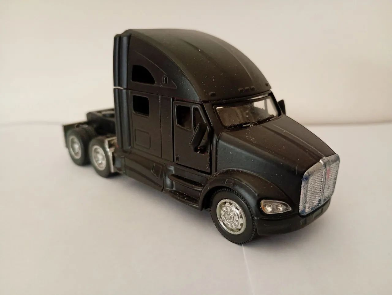 Kinsmart - Miniatura Kenworth T700 - Foto 4