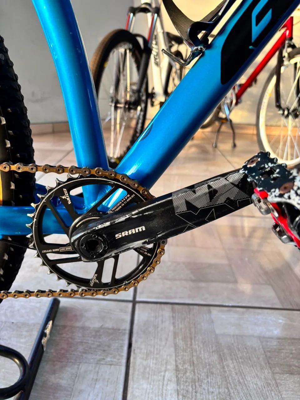 Vende-se bicicleta aro 29  - Foto 4