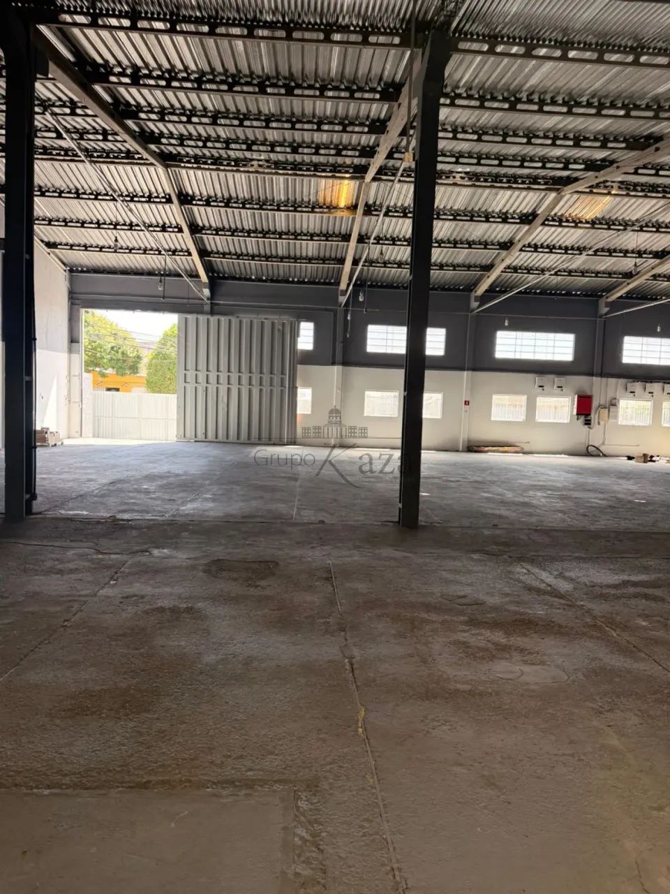 Oportunidade - Galpão Comercial - Jardim Motorama - 900m². - Foto 3