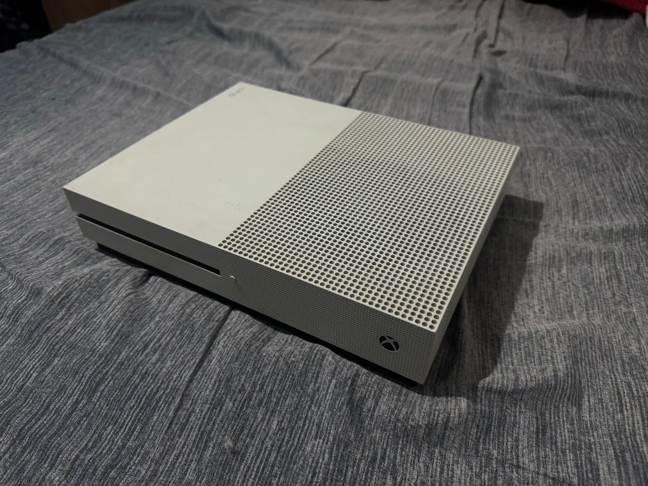Xbox One S 1TB - Foto 3