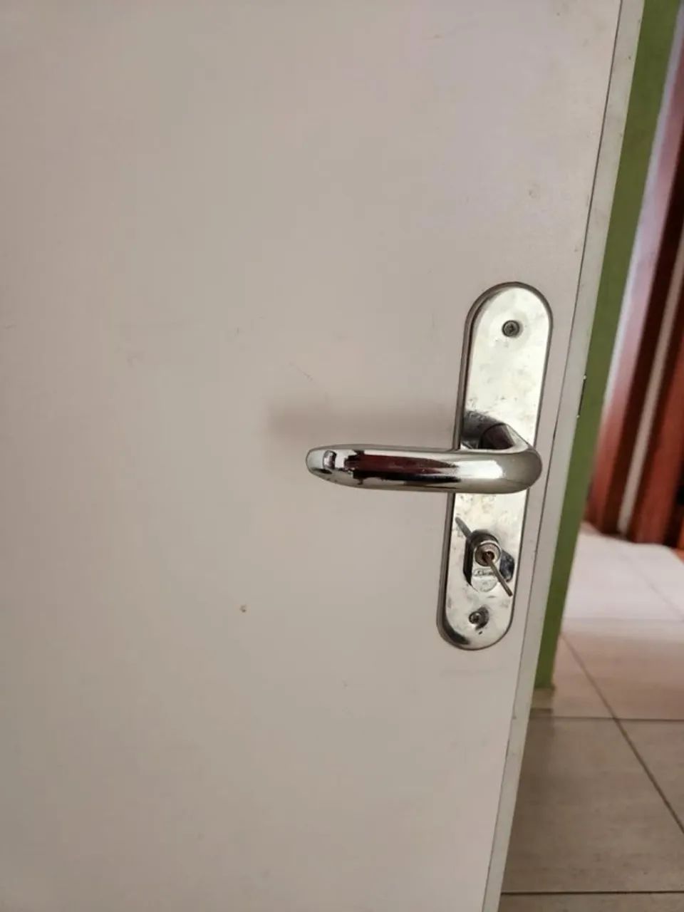 Divisoria de escritorio com porta - Foto 3