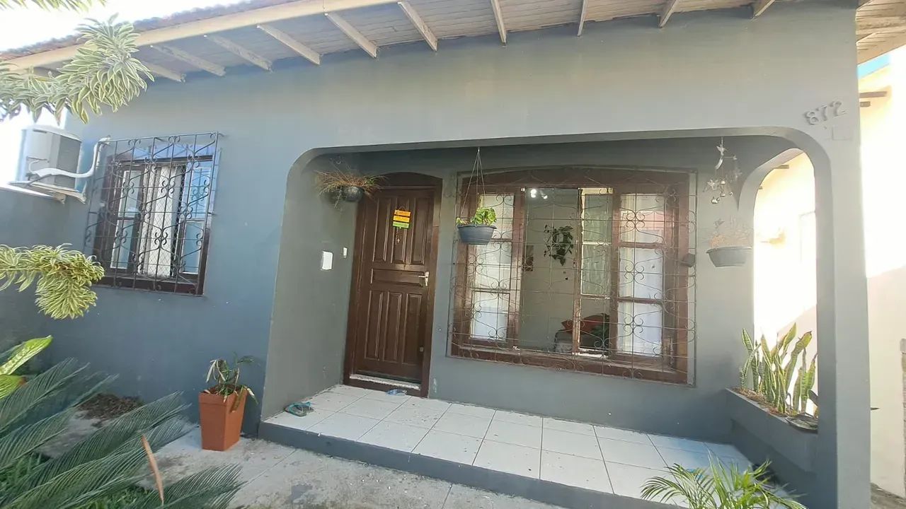 Casa de 2 Pavimentos à Venda em Capoeiras  Florianópolis/SC - Foto 2