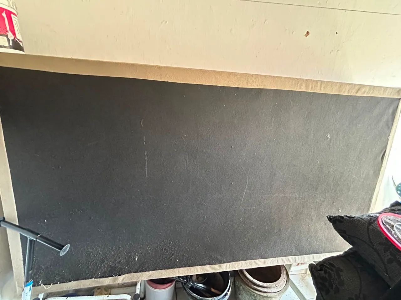 Vendo base de cama solteirão 