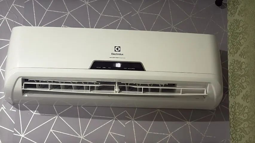 AR CONDICIONADO 9.000 BTUS - ELETROLUX