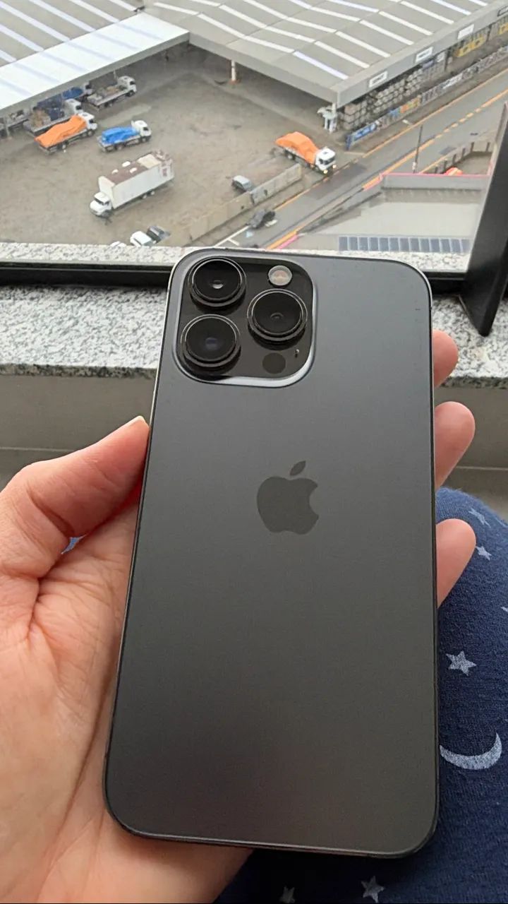 IPhone 13 Pro 128GB- com Caixa Original - Celulares e Smartphones