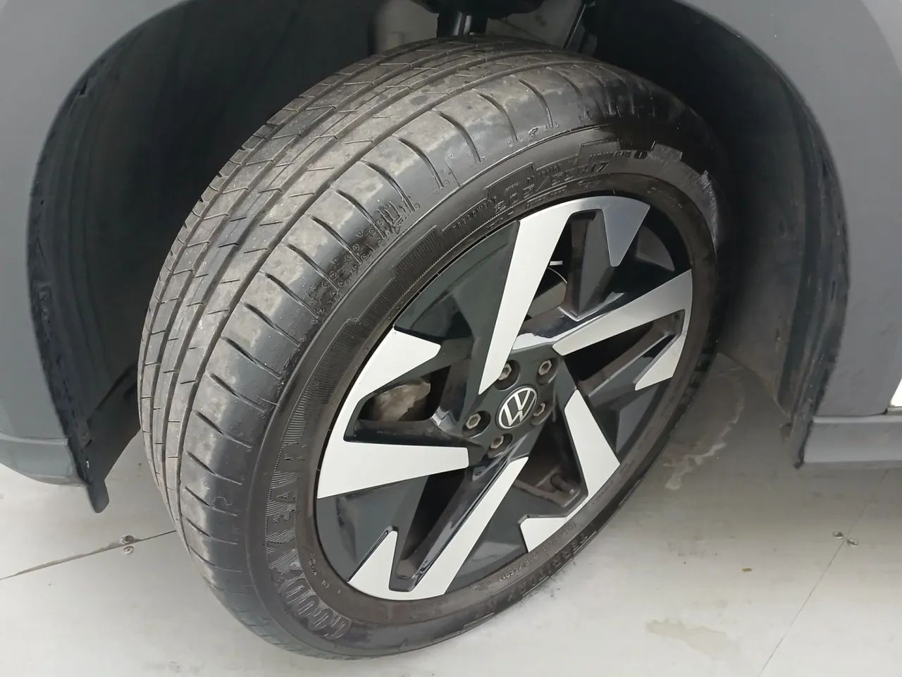 Volkswagen Tera High 1.0 170 TSI Flex 12V 5p Aut, foto 11 de 18