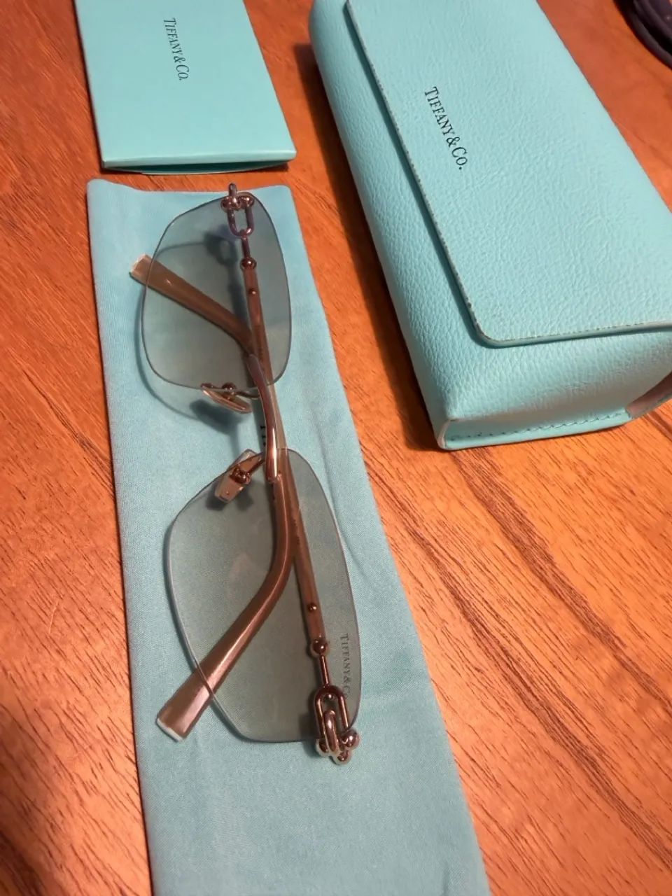 Óculos  Tiffany & Co (impecável)  - Foto 5