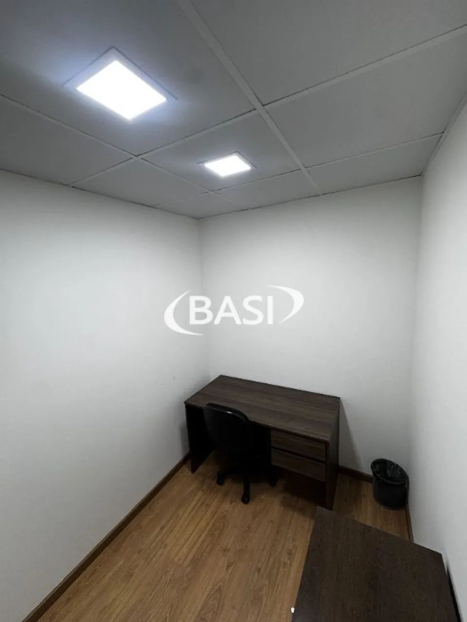 SALA COMERCIAL MOBILIADA NO CENTRO CÍVICO PARA ATÉ 1 PESSOAS - Foto 4