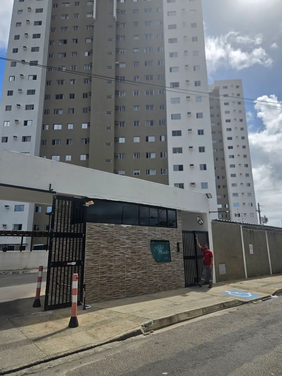 Aluguel 2/4 na serraria 