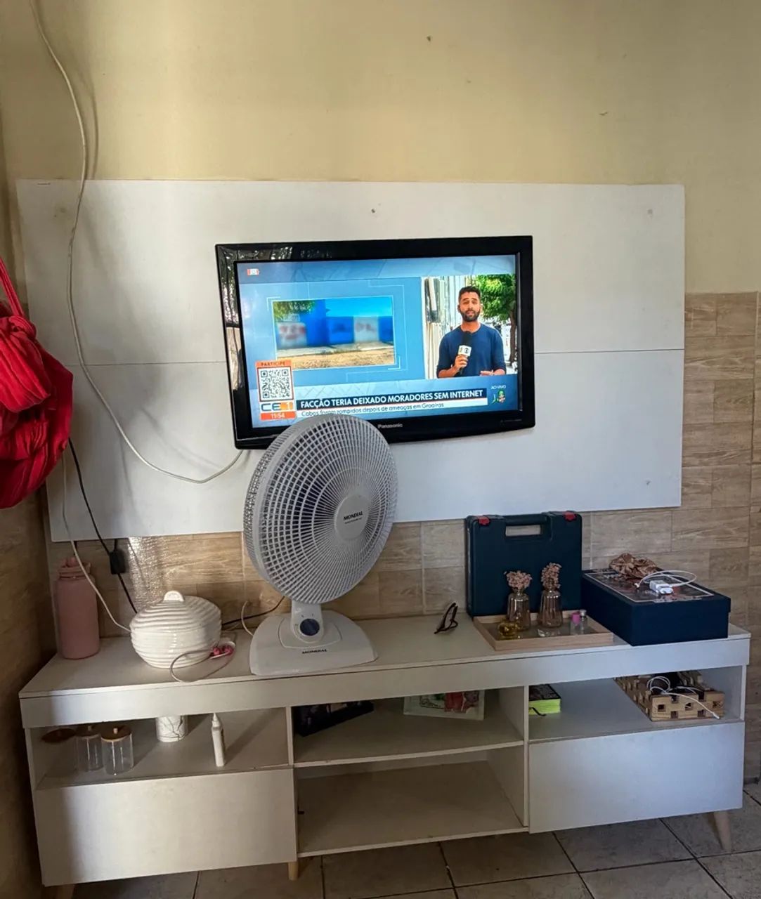 Rack com painel de tv 