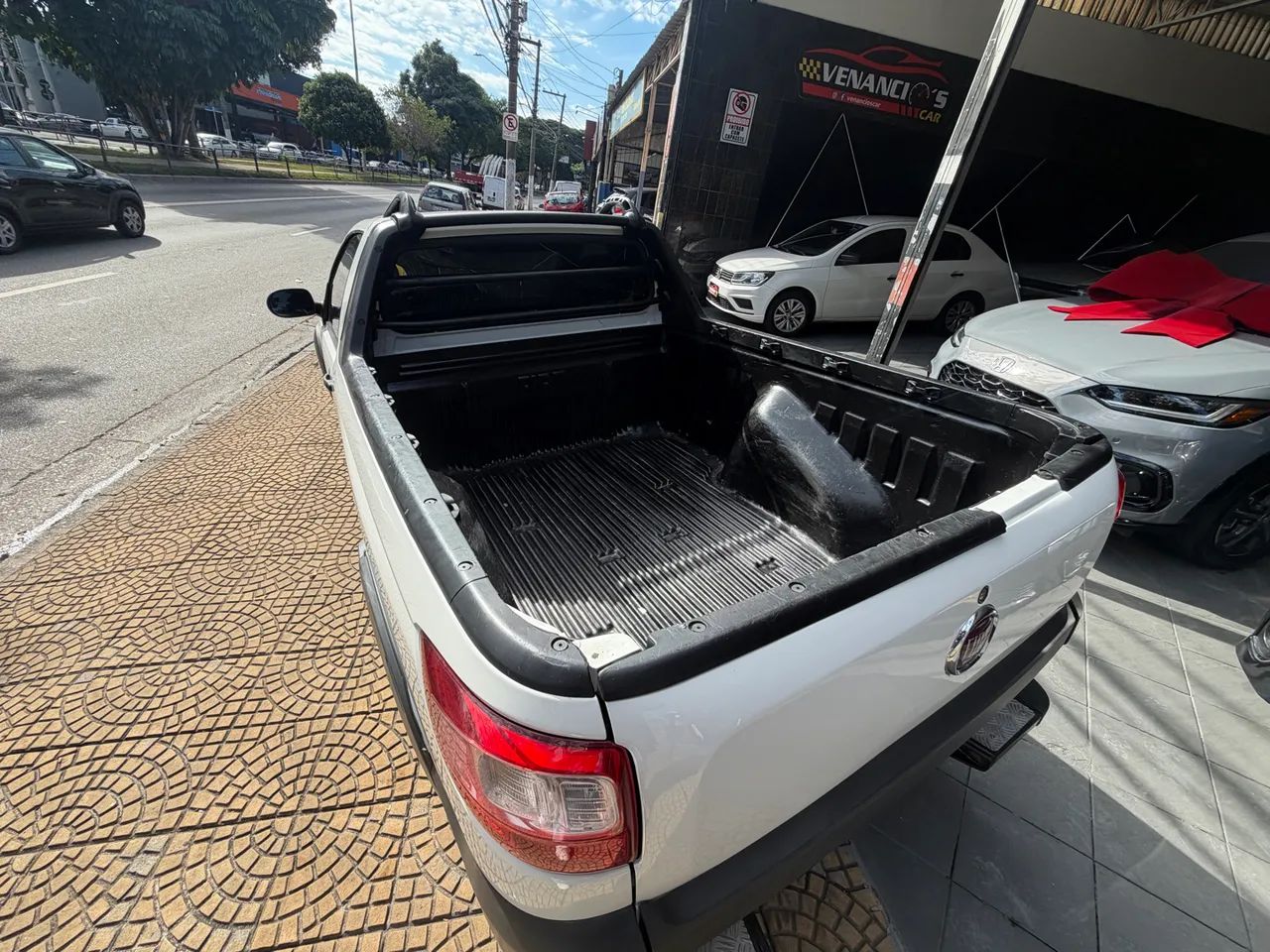 Fiat Strada 1.4 MPI Fire Flex 8V CS 2018 - Foto 4